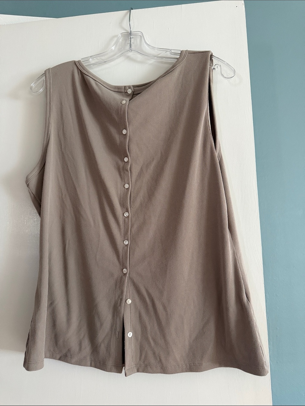 Abercrombie & Fitch Ribbed Sleeveless Button-Back Top in Taupe